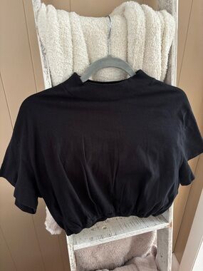 Alo Kick it Crop Tee